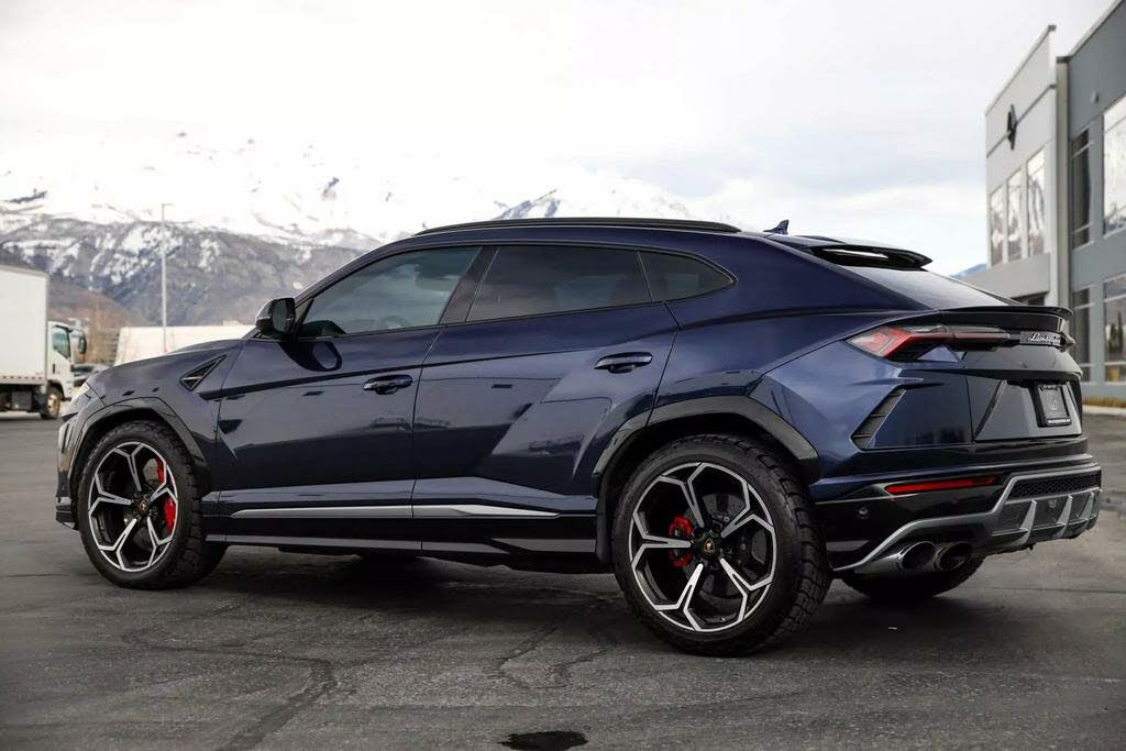 Lamborghini URUS